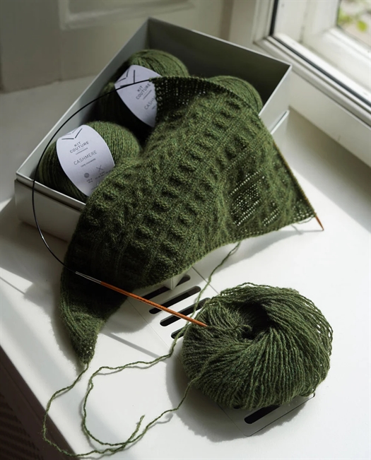 SANDOY SJAL fra Kit Couture